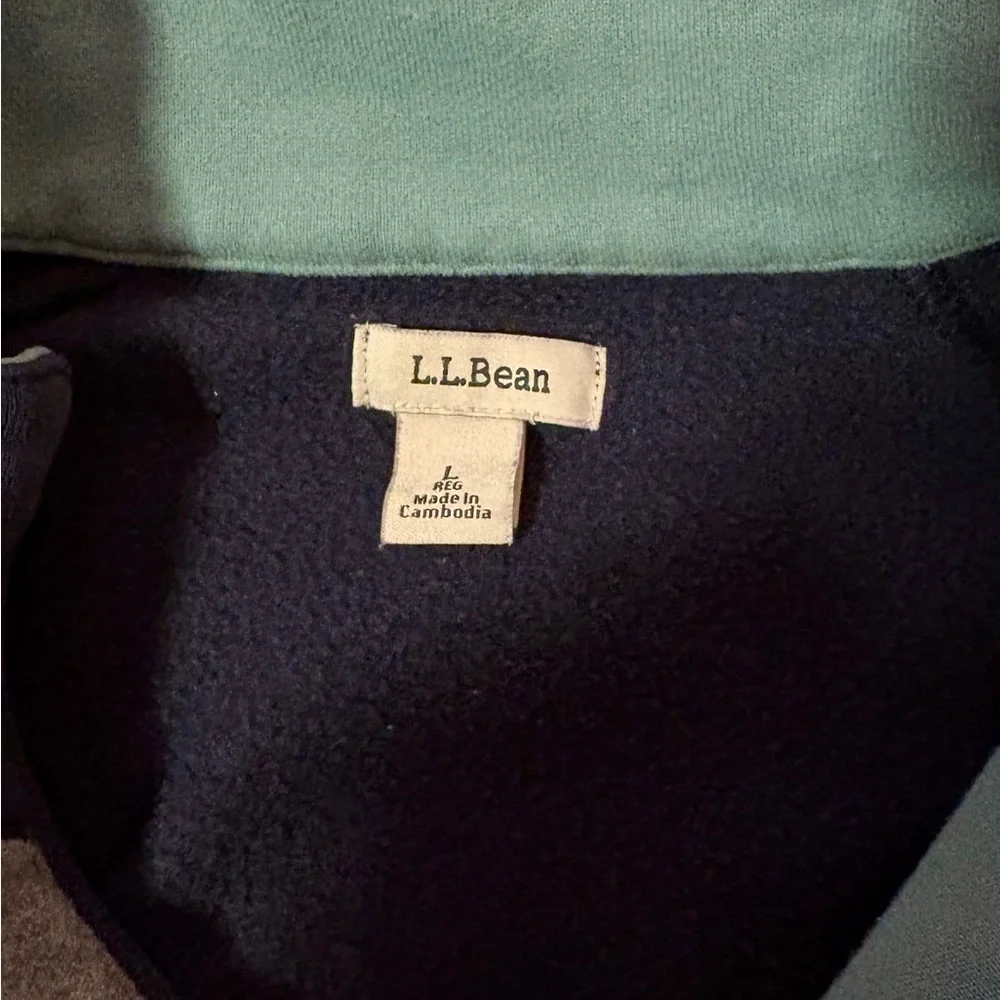 LL Bean Sporty Colorblock Half Zip - Size Large - Picture 2 of 3